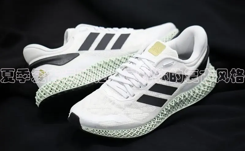 球速体育app下载百度手机助手夏季复古运动鞋：展现你的复古风格