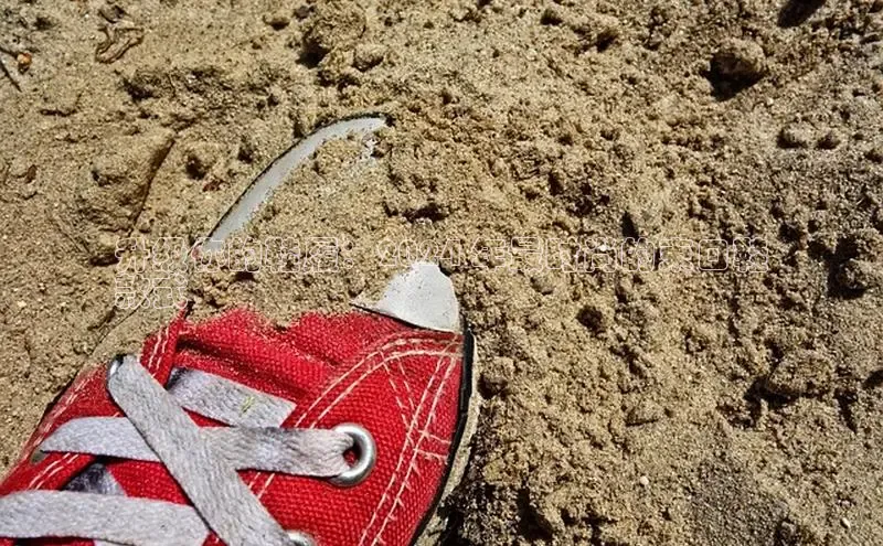 球速体育登录入口知乎升级你的鞋履：2024 年最时尚的束口鞋
款式