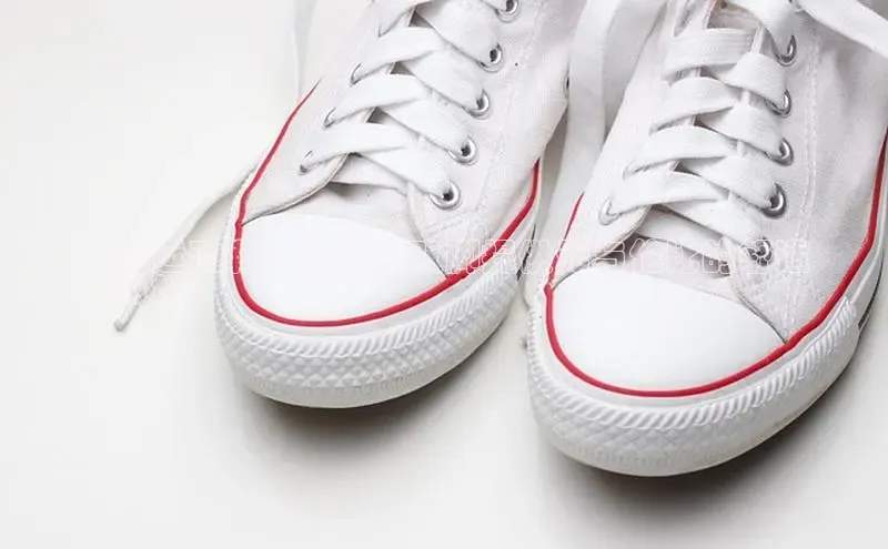 球速体育app登录入口汉得信息友道运动鞋：为您的双脚提供无与伦比的舒适
与风格