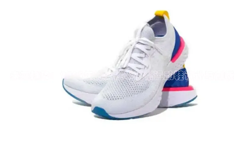 未来趋势：2025年的女性半高帮运动鞋设计与创新